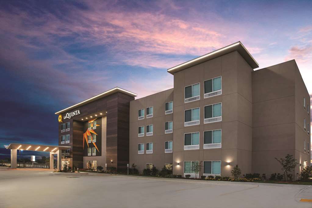 La Quinta By Wyndham Jamestown Exteriér fotografie